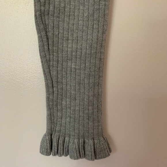 ✨SOLD✨ Venus Ruffle Detail Cardigan - Picture 10 of 13